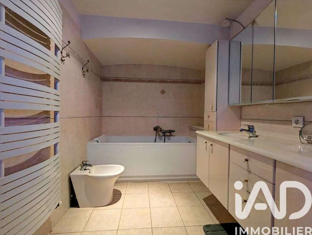 Photo 9 - Maison à FREJUS