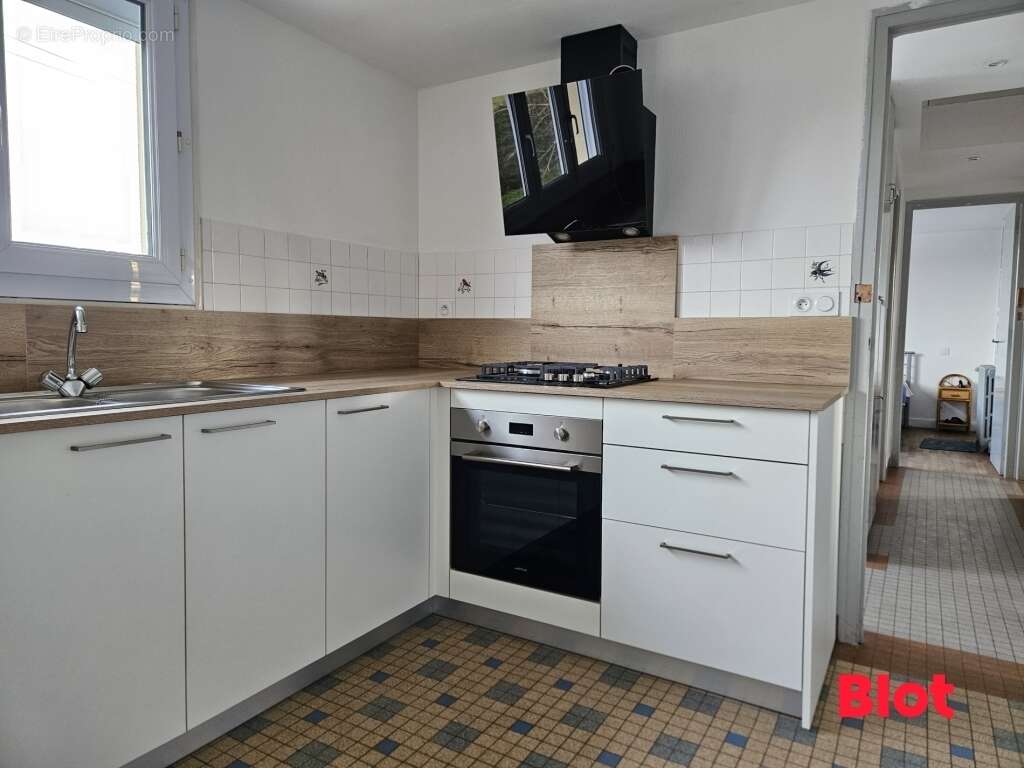 Maison à LA BAZOUGE-DU-DESERT