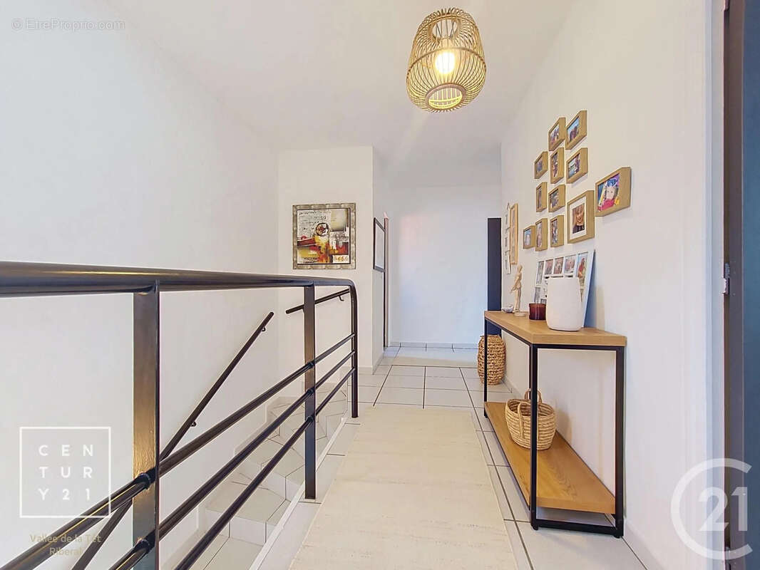 Maison 161 m² à Le Soler  - photo 18