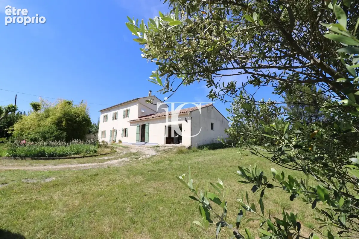Maison 122 m² hab sur terrain clos 2210 m² avec puits et forage - photo 1