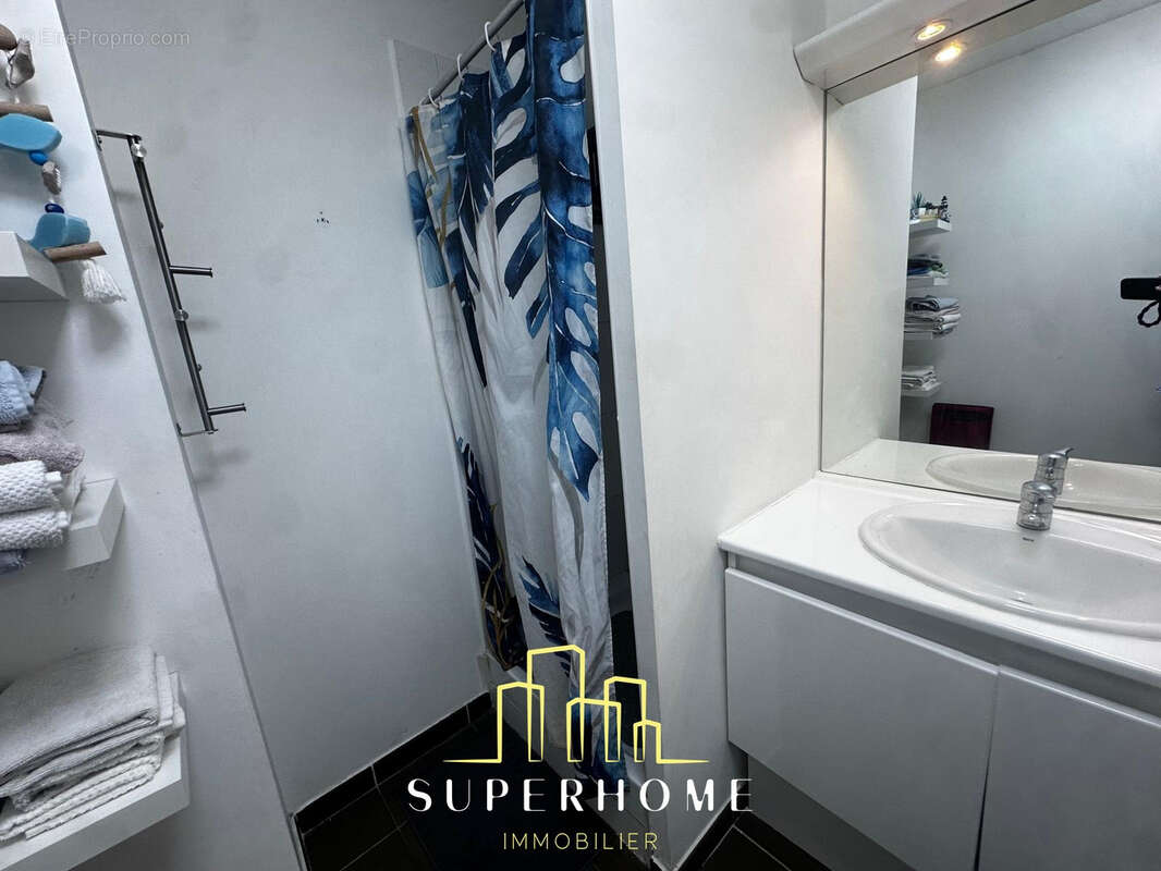 Appartement à MARSEILLE-8E