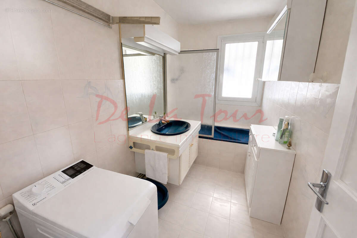 Appartement à MARSEILLE-12E