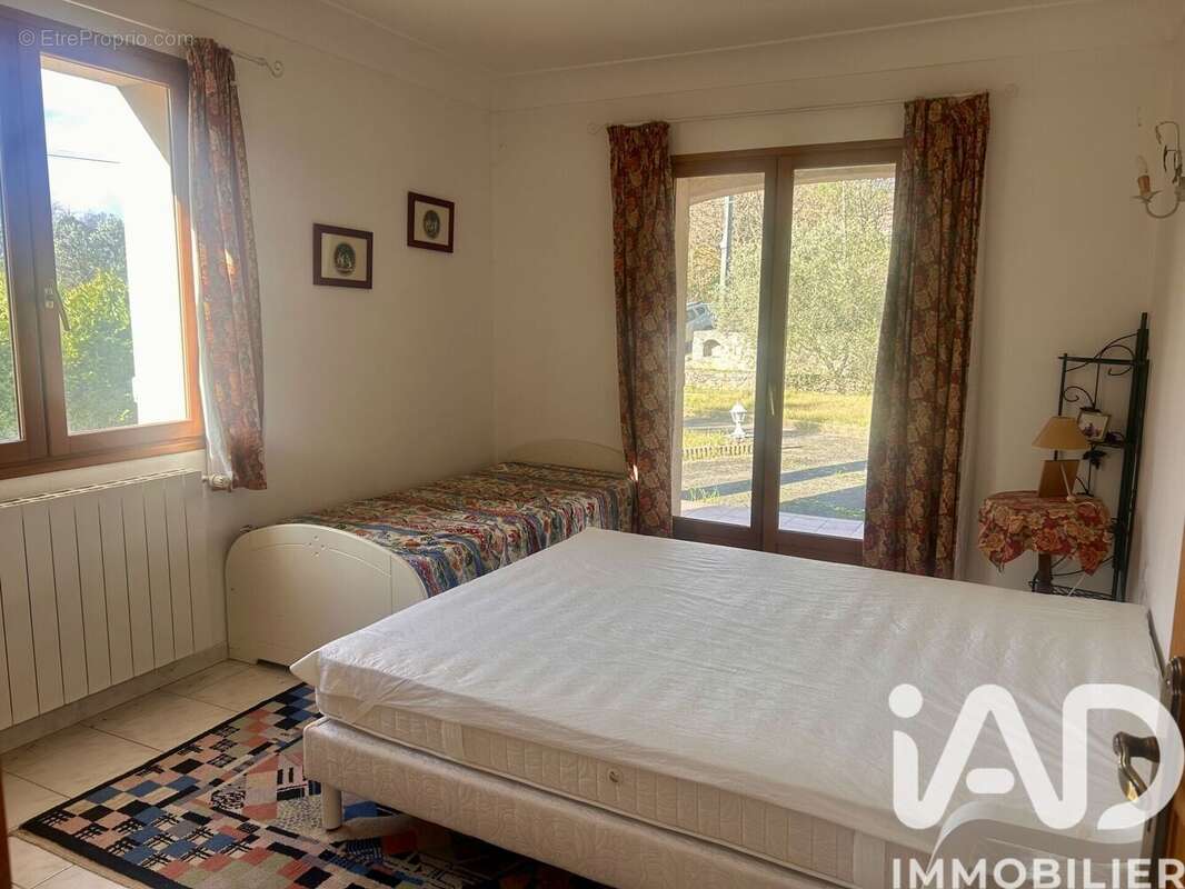 Photo 6 - Maison à SAINT-MAXIMIN-LA-SAINTE-BAUME