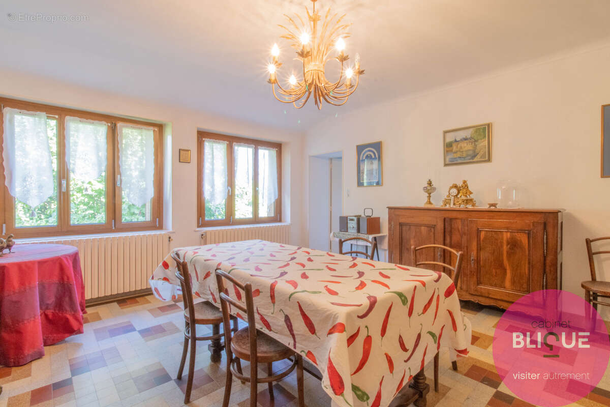 Maison à AFFRACOURT