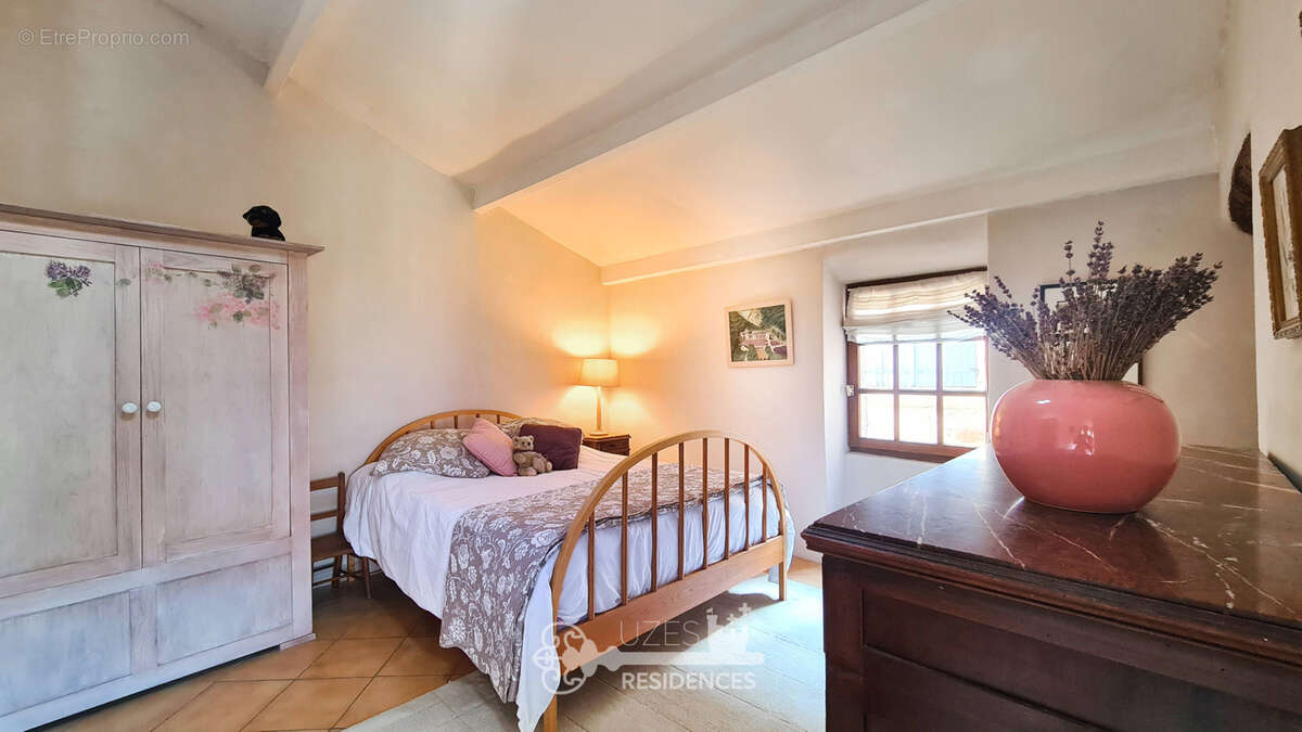 Maison à LA CALMETTE