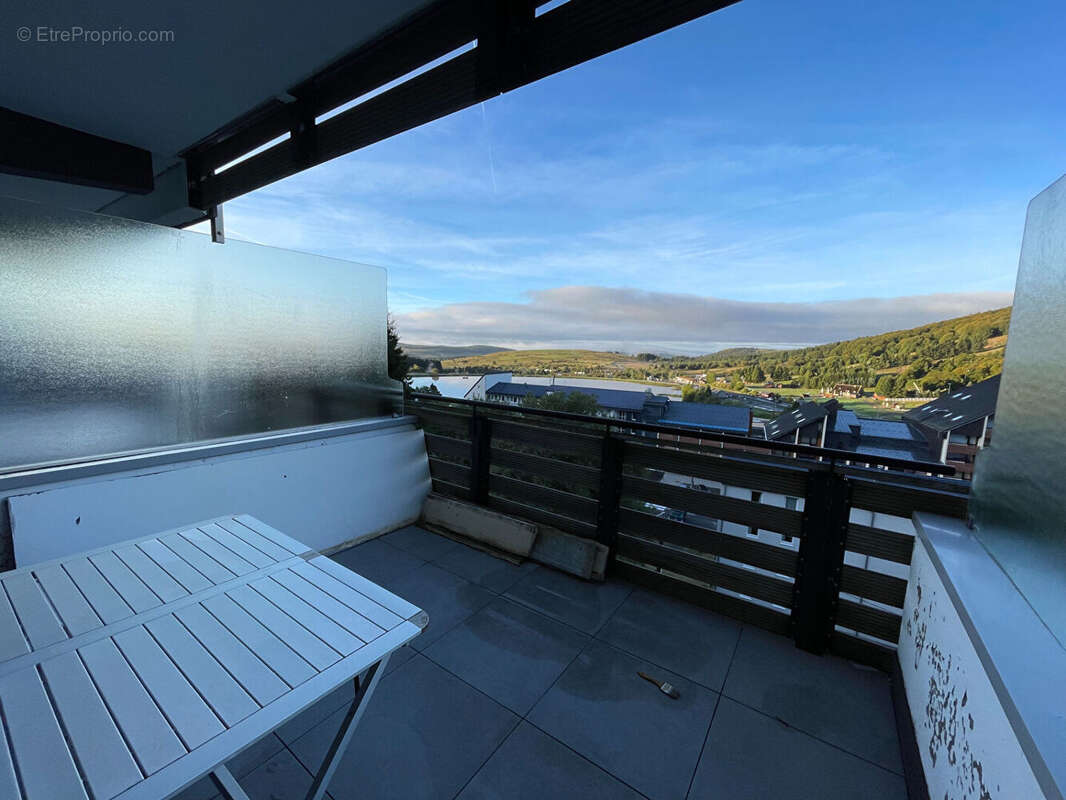 Appartement à BESSE-ET-SAINT-ANASTAISE