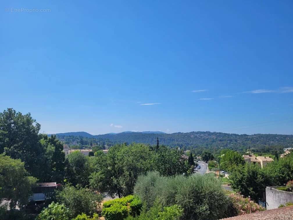 PEYMEINADE, Appartement 3.4 Pièces, Terrasse, Vue, Garage - photo 11