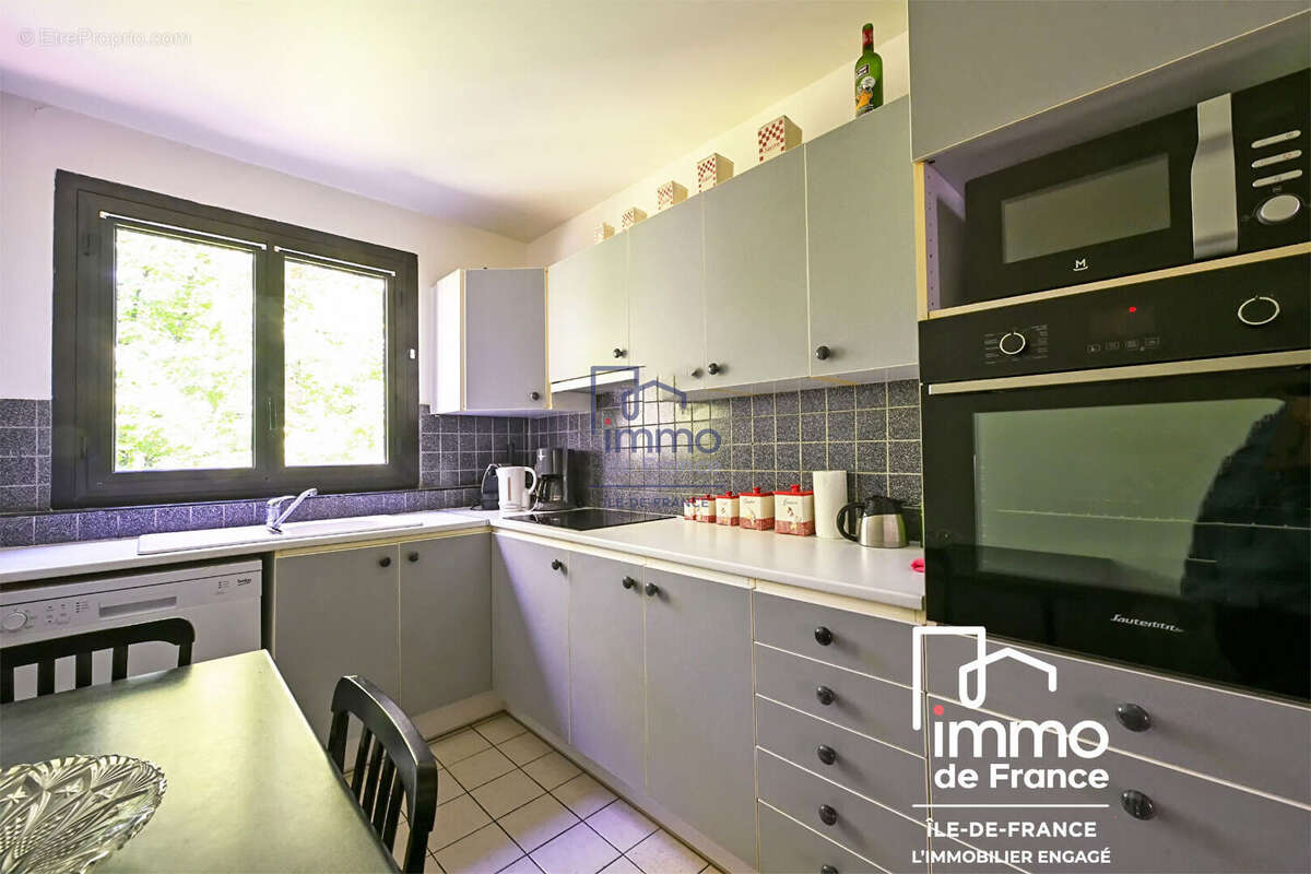 Appartement à VERSAILLES