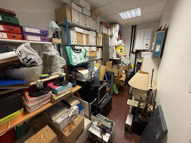 Commerce à PORTES-LES-VALENCE