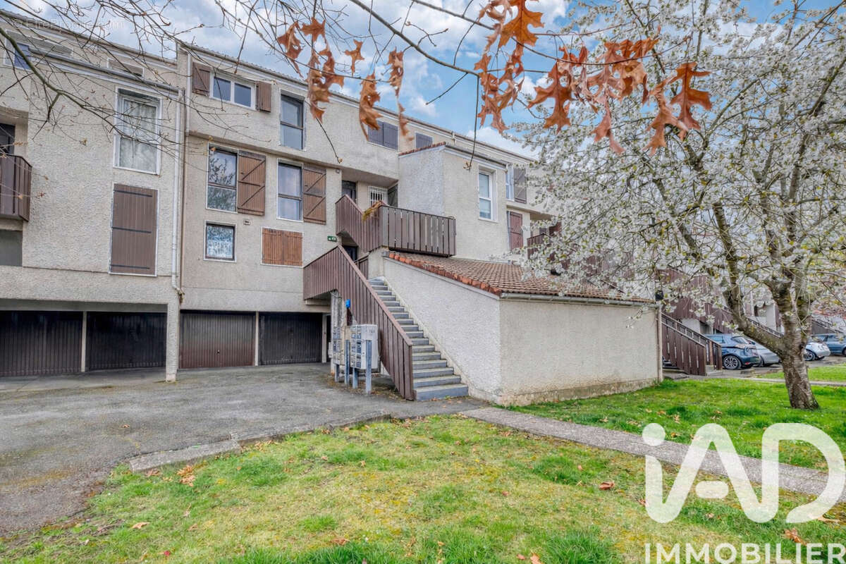 Photo 8 - Appartement à NOISIEL