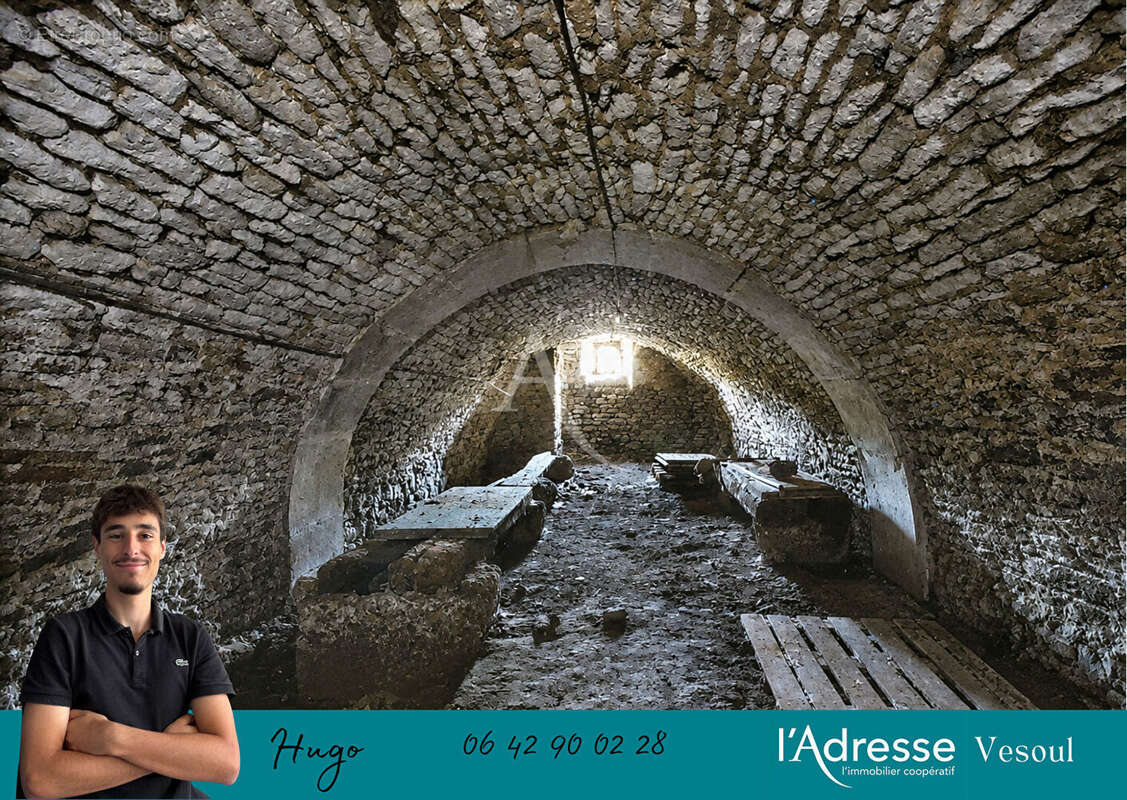 Ancien presbytère de 1731 à fort potentiel - photo 3