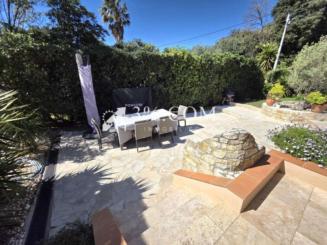 Maison à SAINT-RAPHAEL