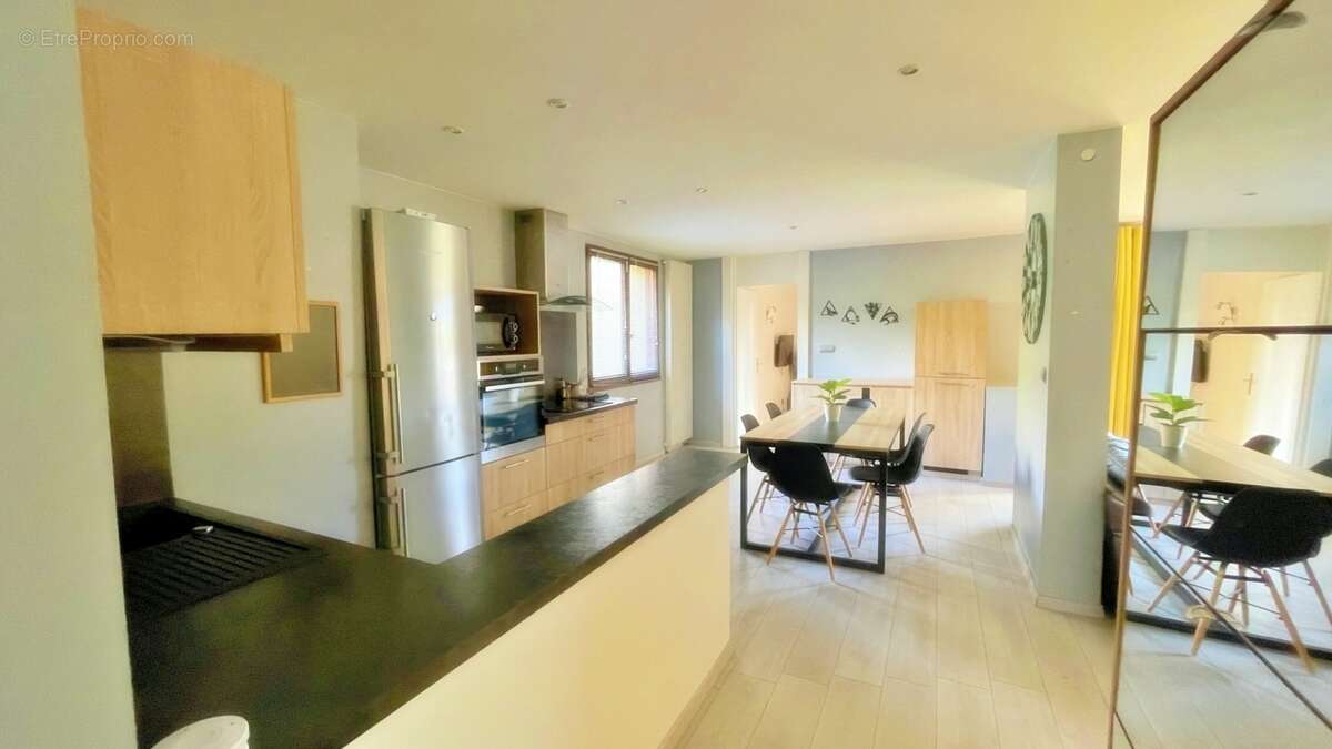 A vendre, En Maurienne, appartement T6, Balcon, Garage, Cave, Résidence sécurisée - photo 8