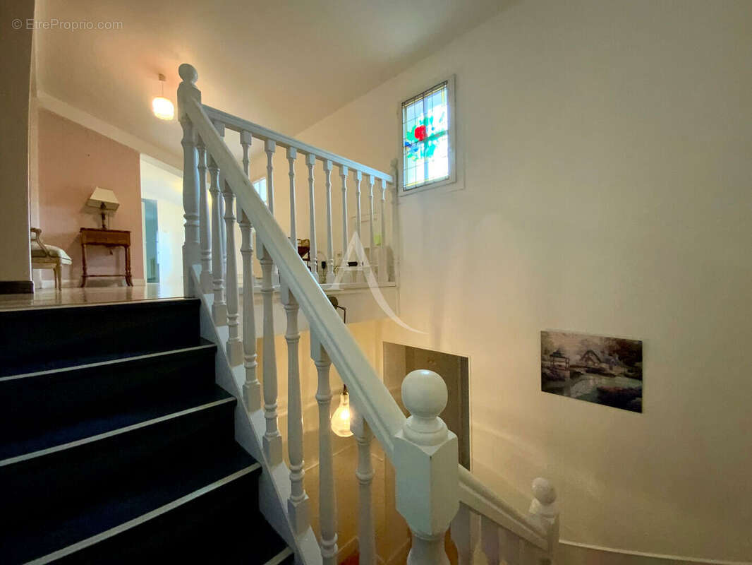Maison à JONZAC