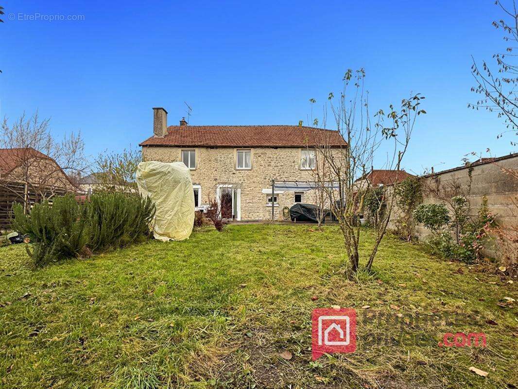 Maison à VILLE-SUR-ARCE