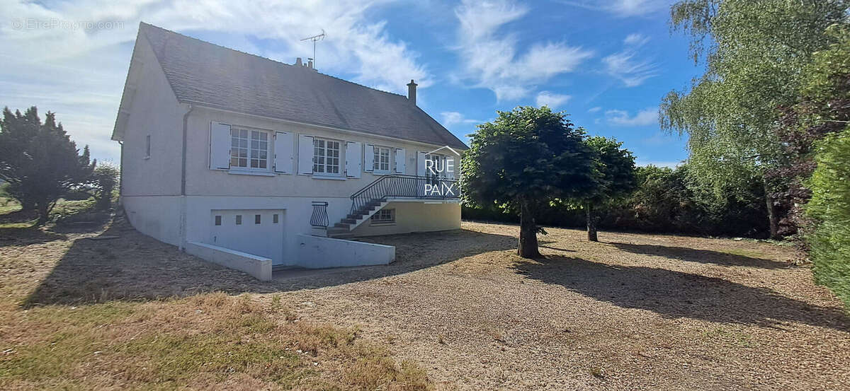 Maison à THURE