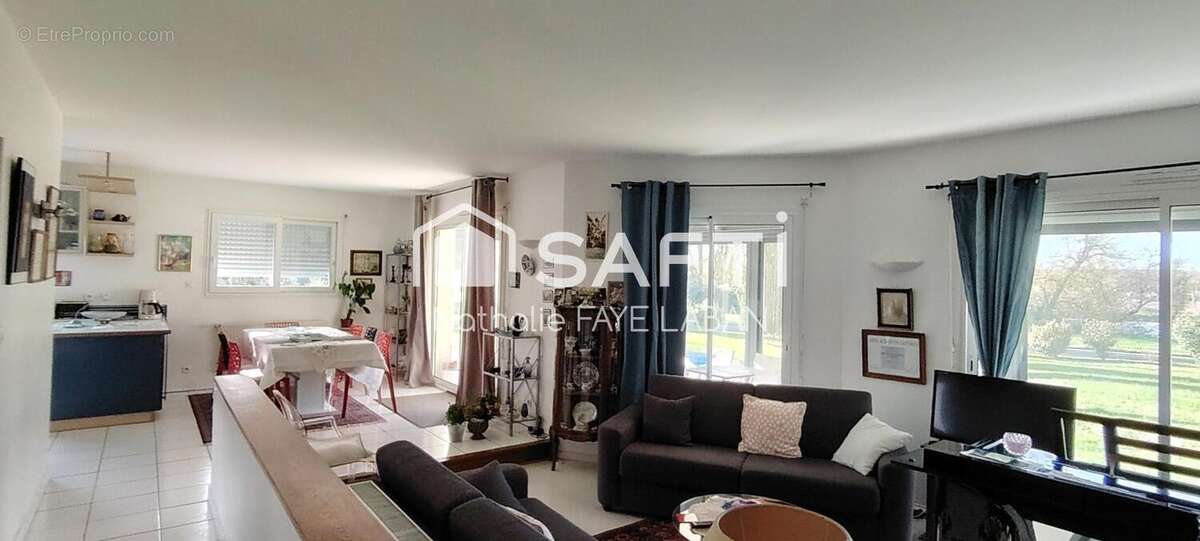 Photo 3 - Maison à CHATELLERAULT