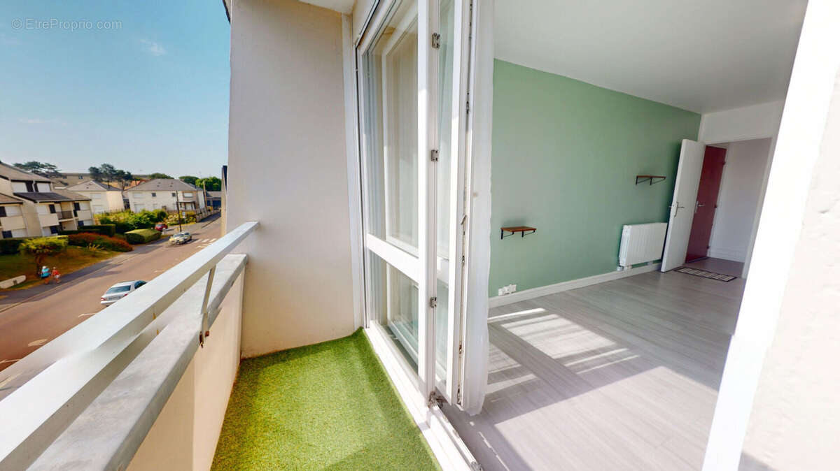 À 400 m de la plage ! Charmant T2 avec balcon et parking - photo 2