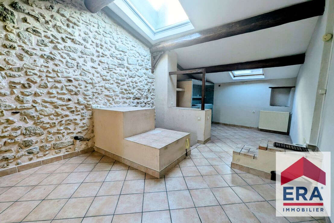 Autre à CHATEAUNEUF-DU-RHONE