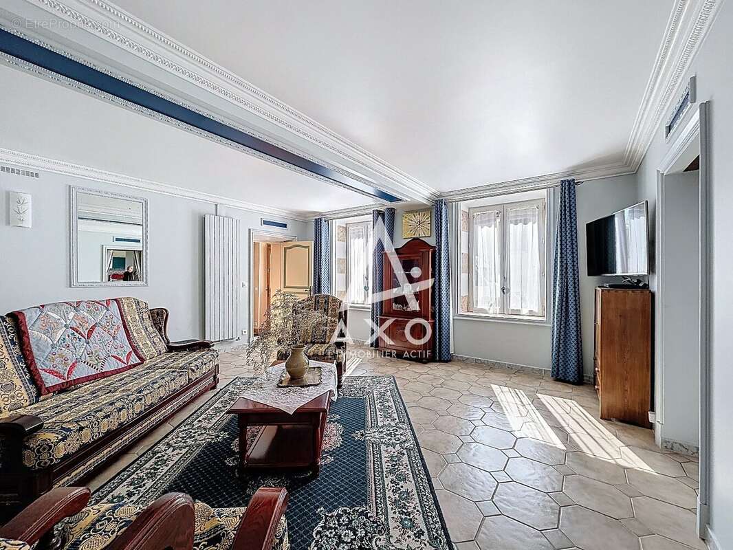 Maison à PREFONTAINES
