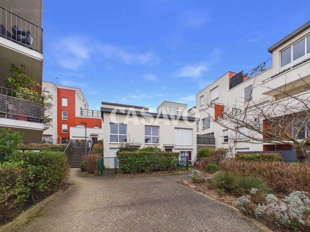 Appartement à VILLEMOMBLE