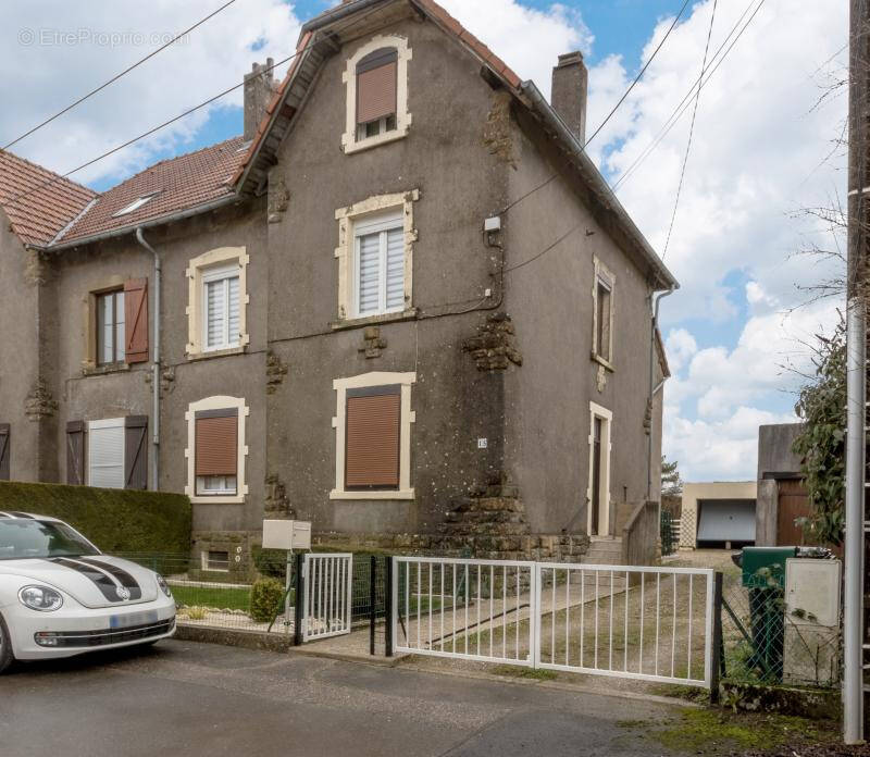 Appartement à RONCOURT