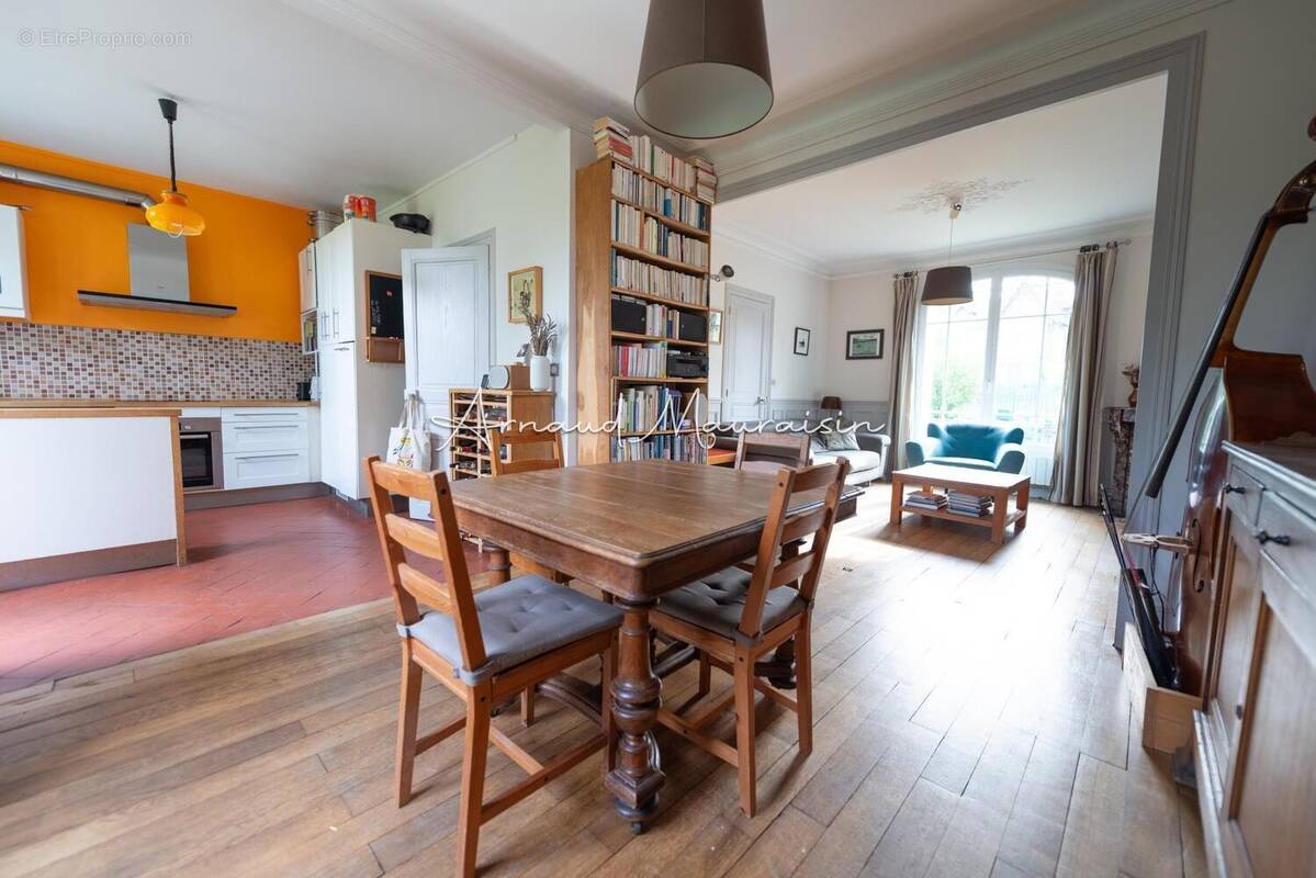 Photo 1 - Maison à ORRY-LA-VILLE