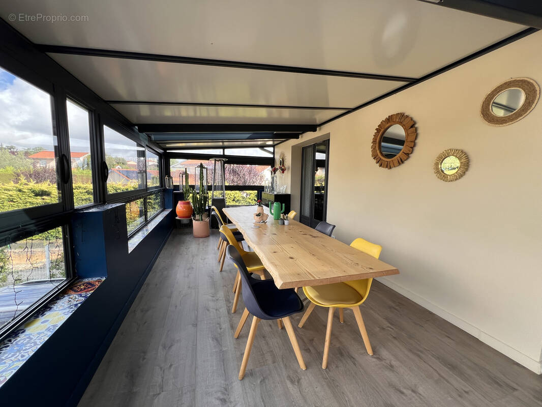 Appartement à BRINDAS