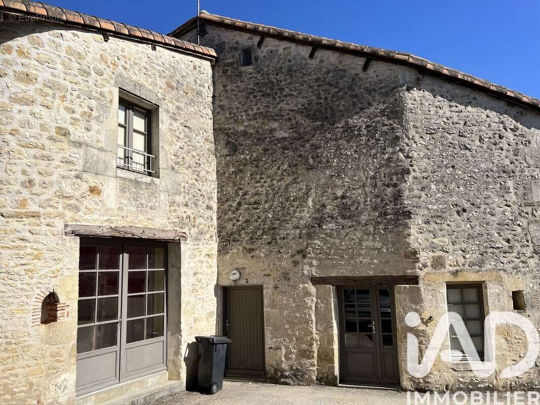 Photo 8 - Appartement à CHARROUX