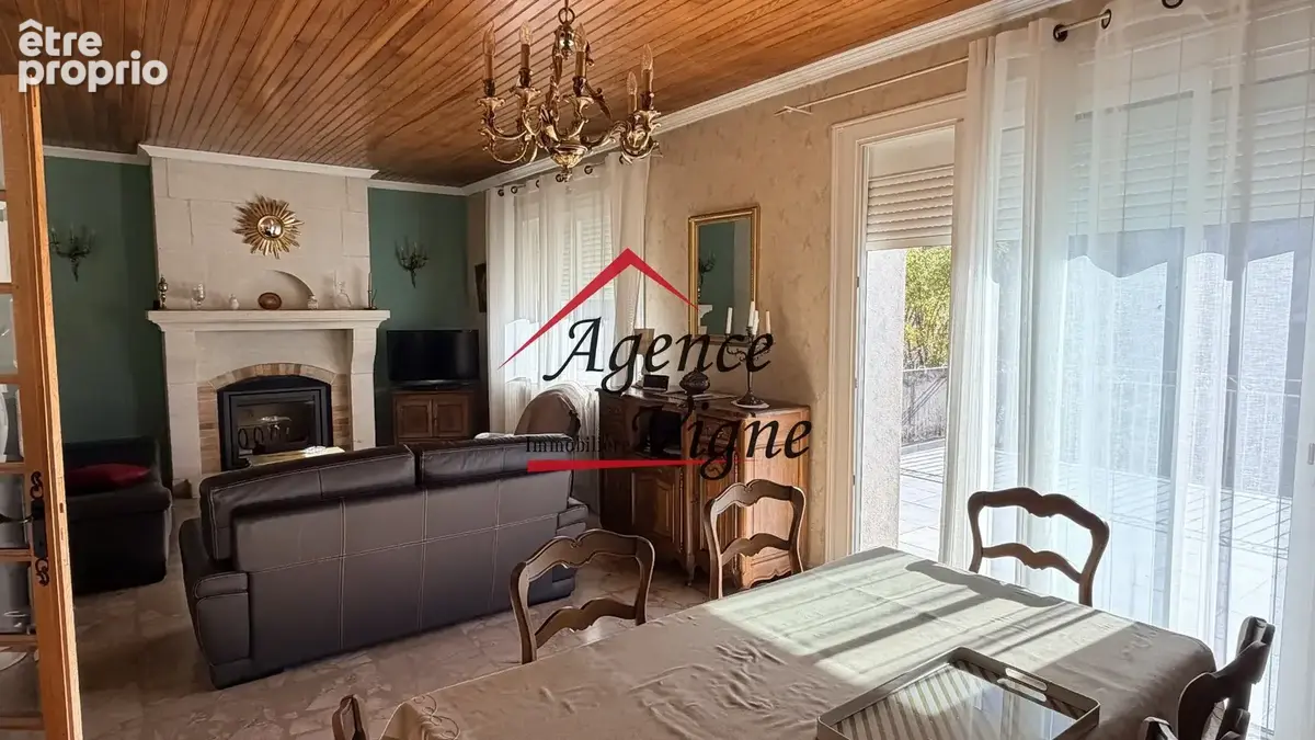 Au coeur de village avec commerces - photo 2
