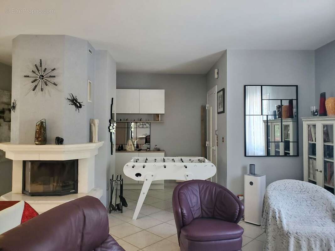 Maison à CHAMPNIERS