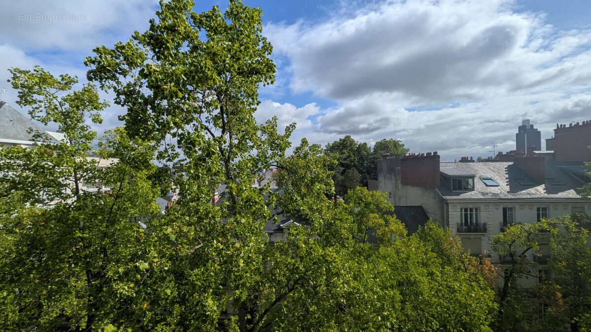 Nantes Guist'hau, Appartement avec VUE T2 de 50 m² DPE en D, cave et parking. - photo 8
