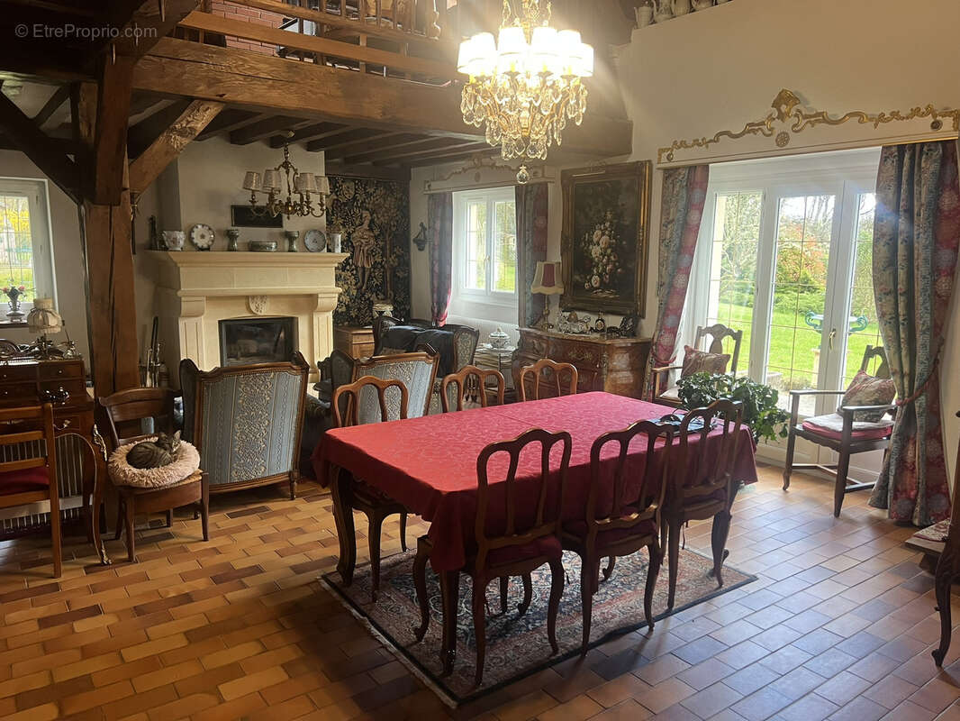 Maison à PARAY-LE-MONIAL
