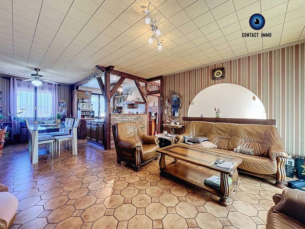 Maison 131 m² à Saint-Viance  - photo 4