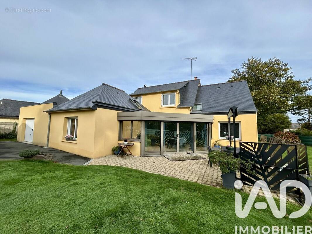 Photo 1 - Maison à LANVOLLON