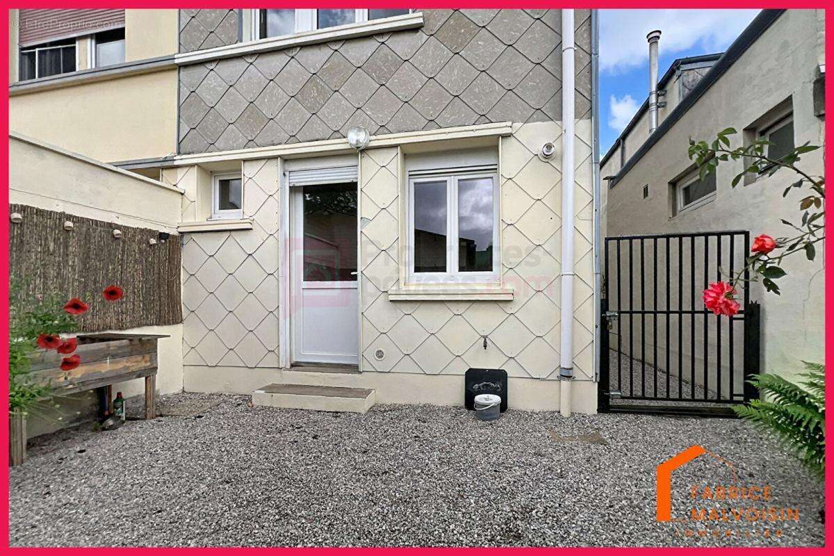 Maison à MARCONNELLE