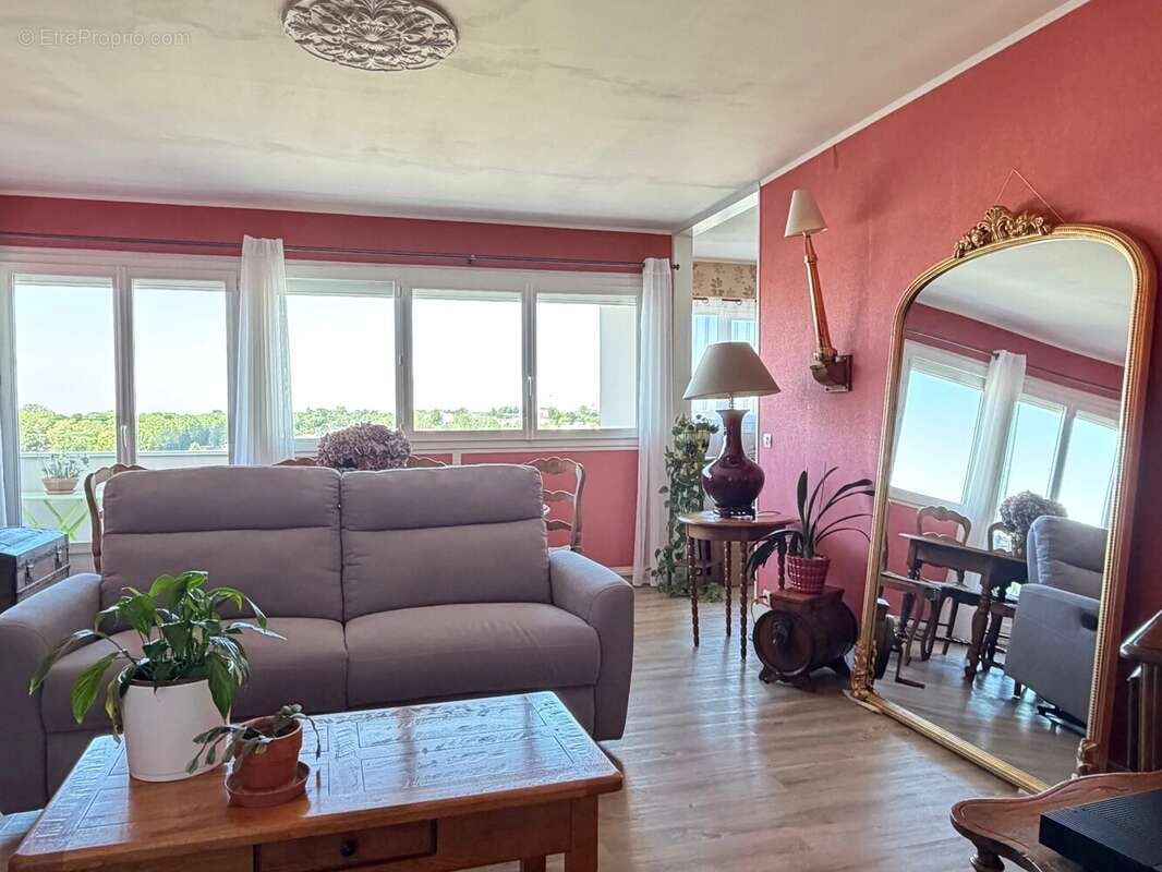 Appartement à BIHOREL