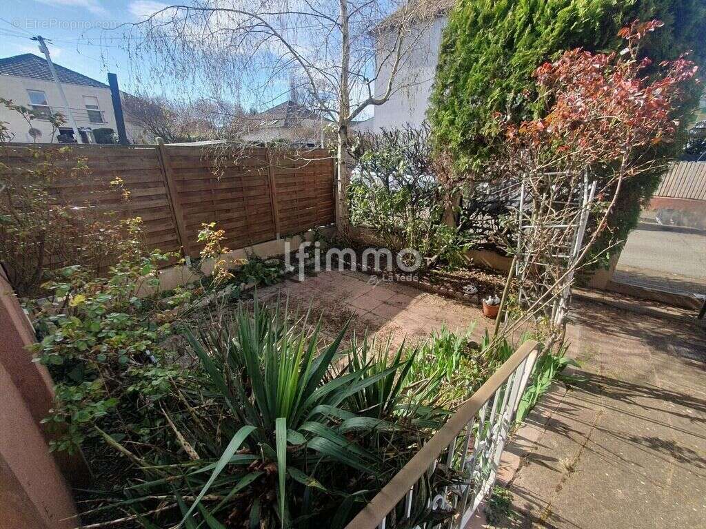 Maison de ville accolée, jardin 4 ares - photo 9