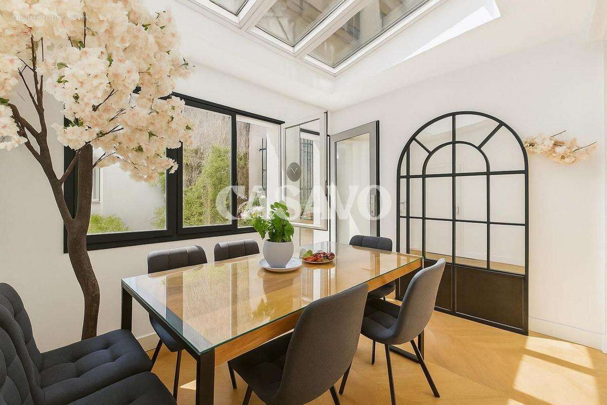 Appartement à PARIS-18E