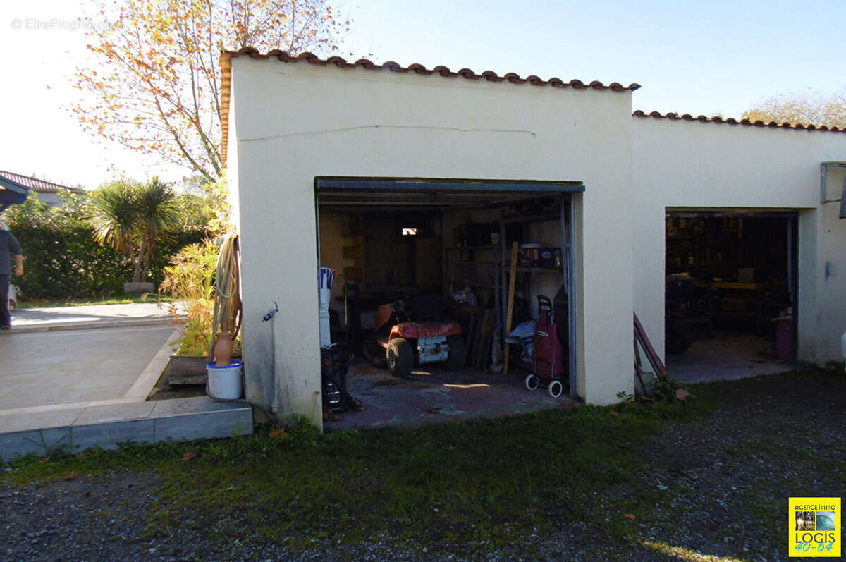 Maison à PORT-DE-LANNE