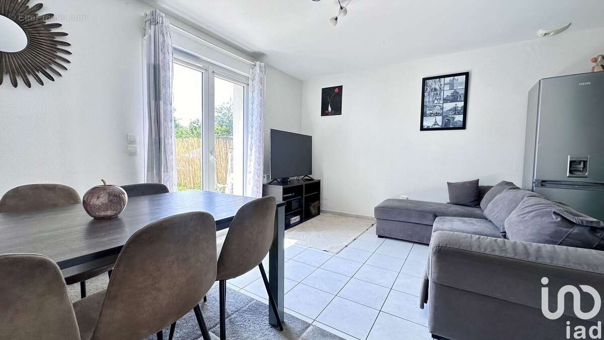 Photo 2 - Maison à COIGNIERES
