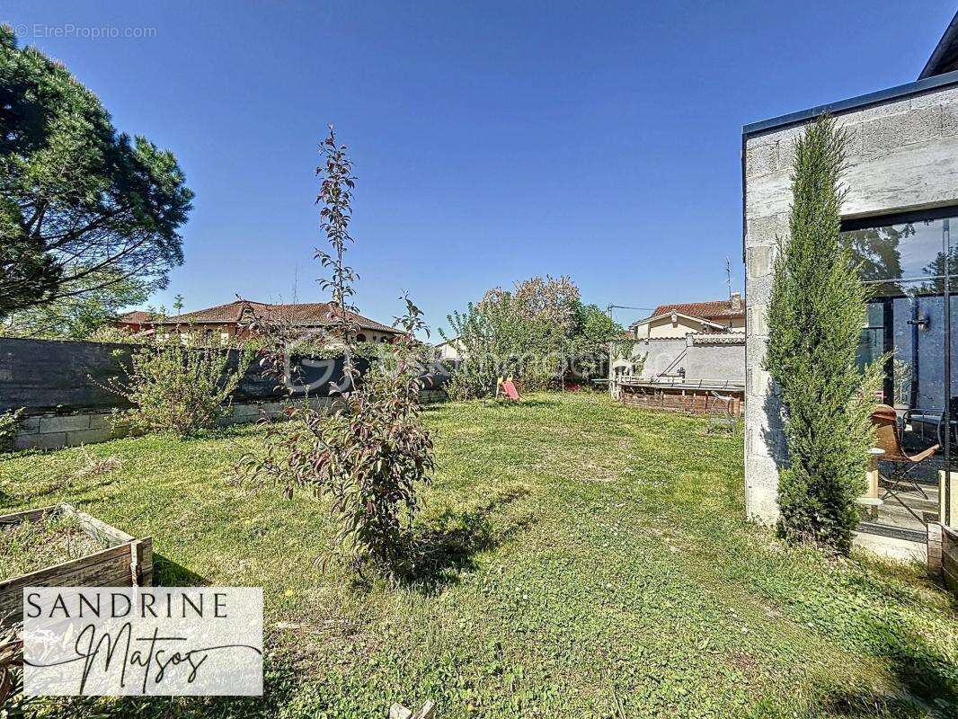 Maison à CHARVIEU-CHAVAGNEUX