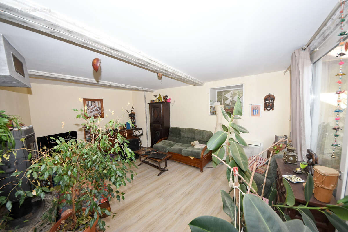 Maison à SAINT-COUAT-D'AUDE