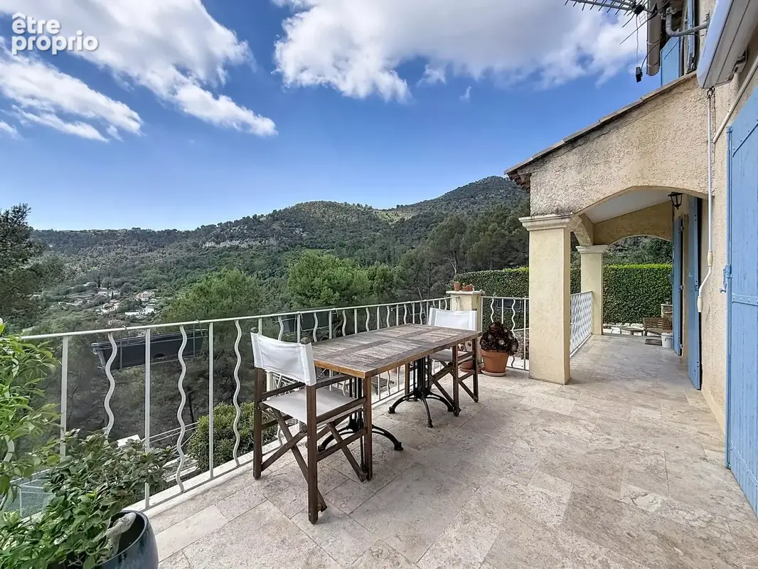 Magnifique Villa avec Piscine - Entre Tourrette-Levens et Aspremont - photo 13