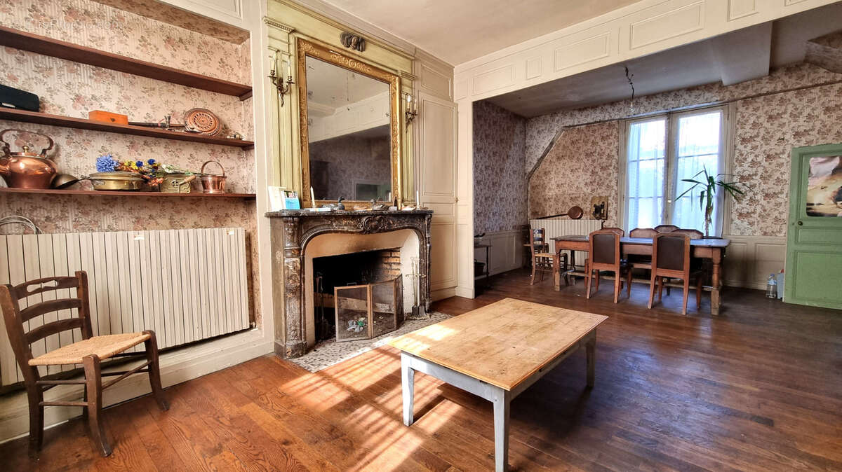 Maison à BRAY-SUR-SEINE