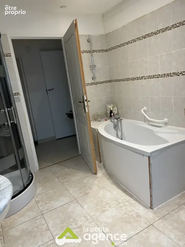 Maison 5 pièces 133 m² à vendre à Charly (18350) - photo 13