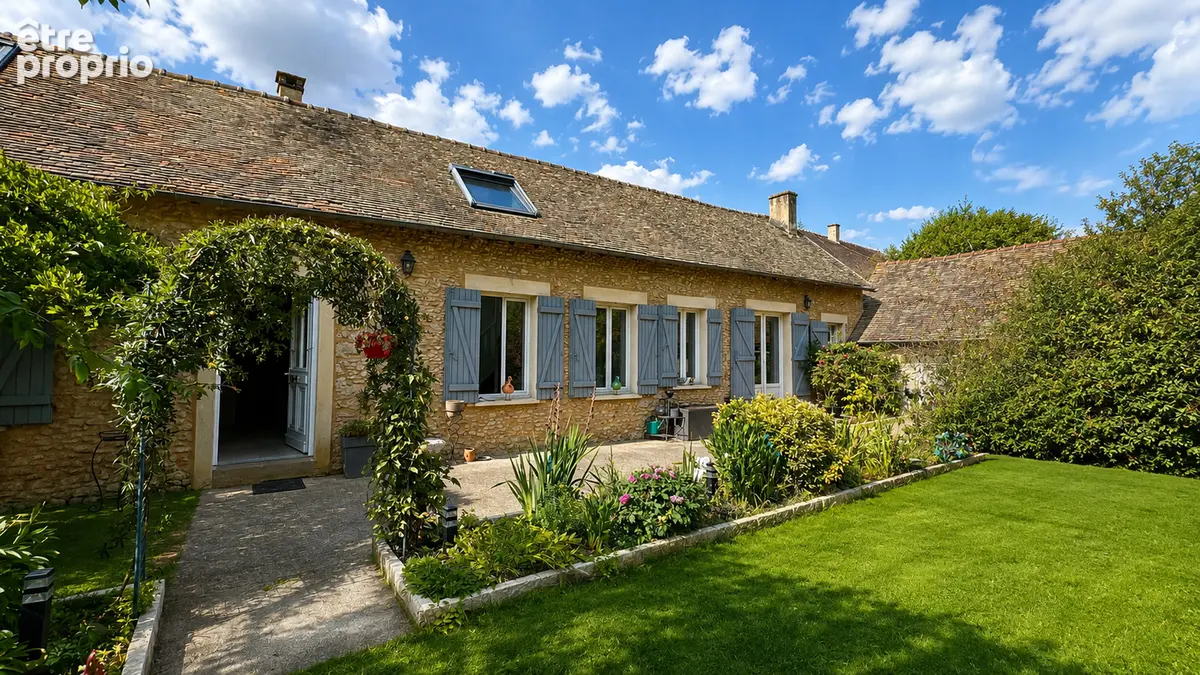 Maison à HOUDAN