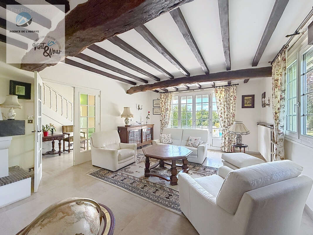 PROCHE MONTIVILLIERS Maison familiale de 200 m² - photo 2