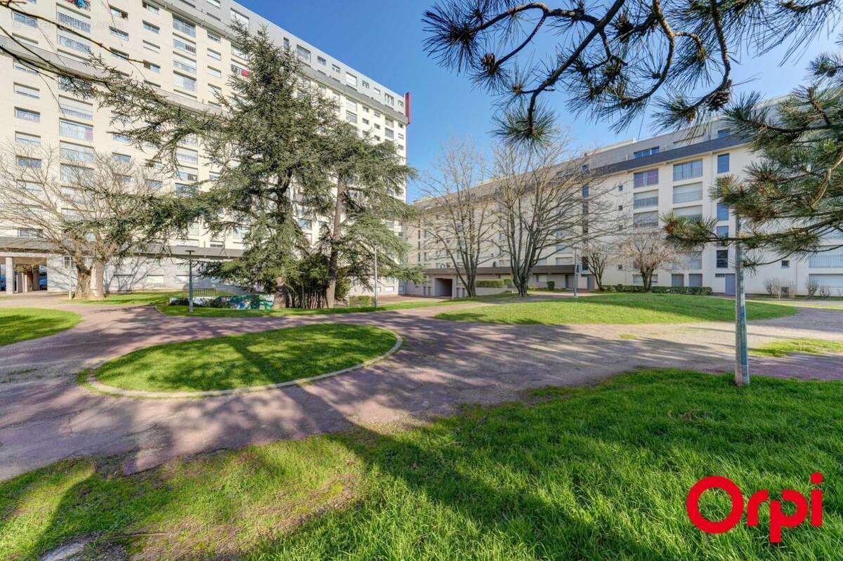 Appartement à VENISSIEUX