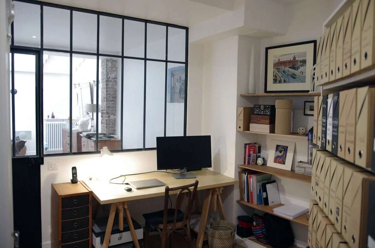 Appartement à PARIS-18E
